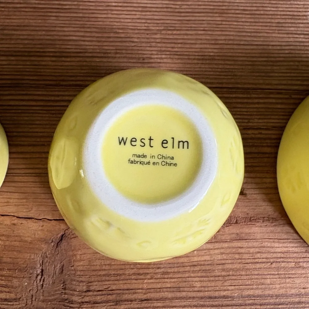 Set of Yellow Embossed west elm measuring cups